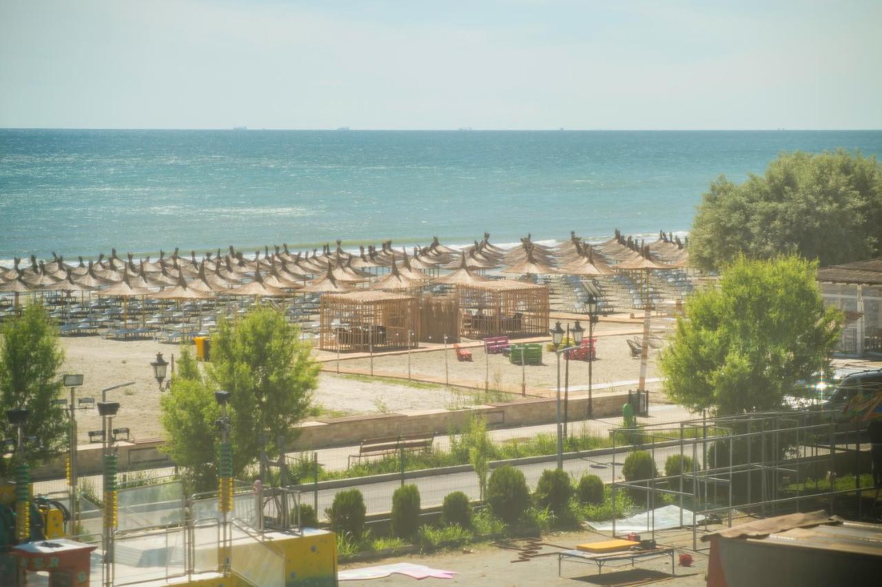 Golden Shell Apartment Mamaia Nord 那沃达利 外观 照片