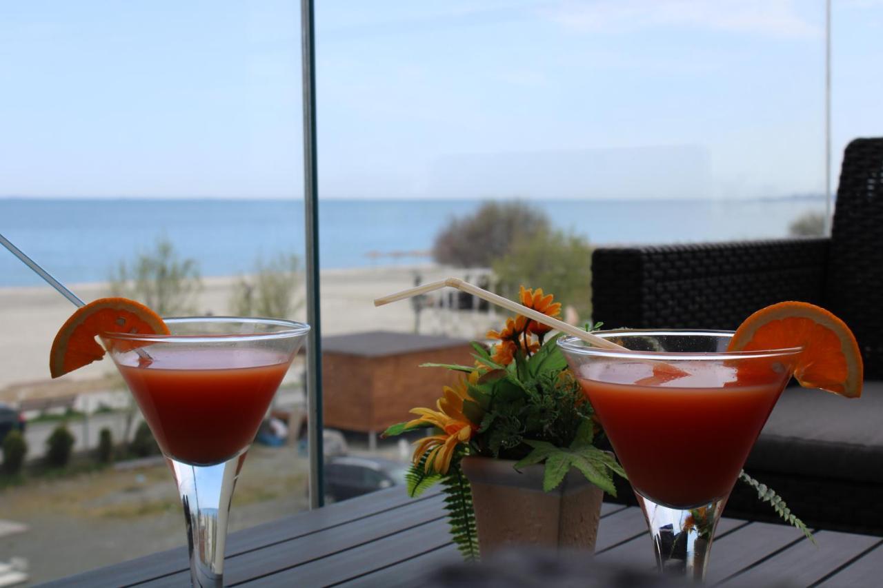 Golden Shell Apartment Mamaia Nord 那沃达利 外观 照片